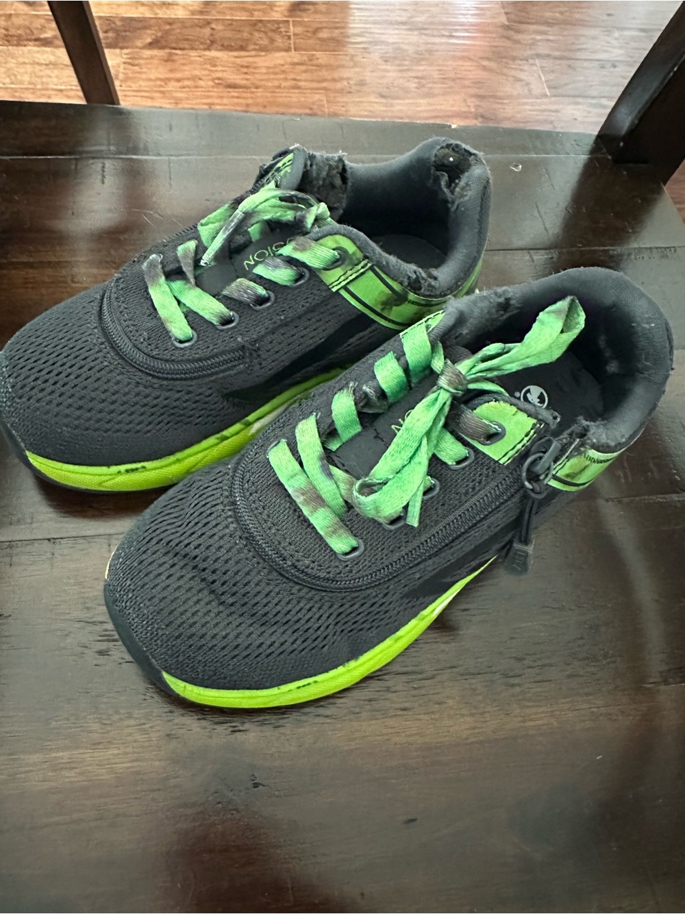 BILLY Footwear Sport Inclusion Kids Size 12W Black/Green